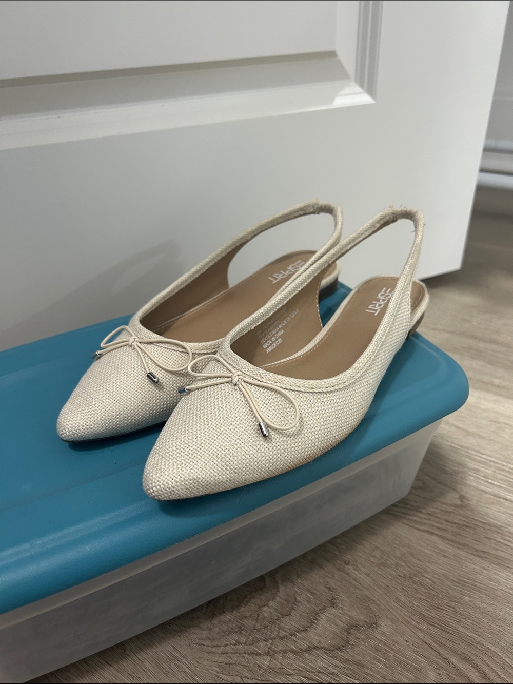 Esprit Cream Pointed Slingback Flats with Bow